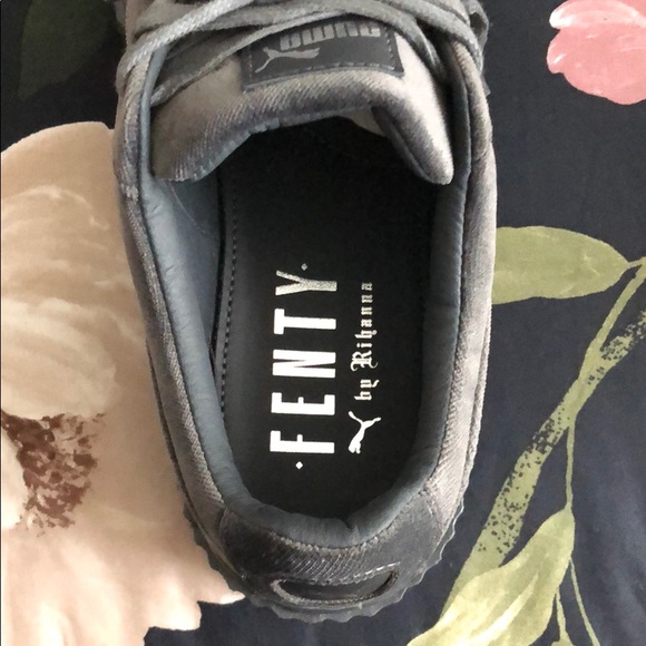 Fenty Puma - Picture 3 of 5